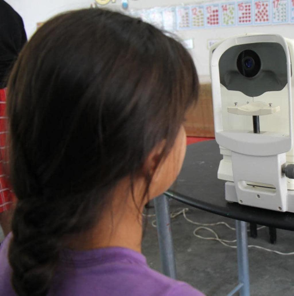 Realizaron más de 4 mil exámenes a alumnos de primaria para detectar problemas de la vista y 697 alumnos necesitan lentes. (EL SIGLO DE TORREÓN)