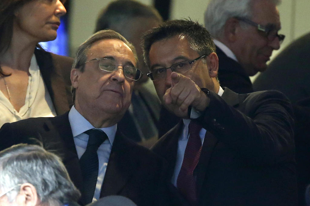Florentino Pérez y Josep Maria Bartomeu, presidentes del Real Madrid y Barcelona, respectivamente. (ARCHIVO) 