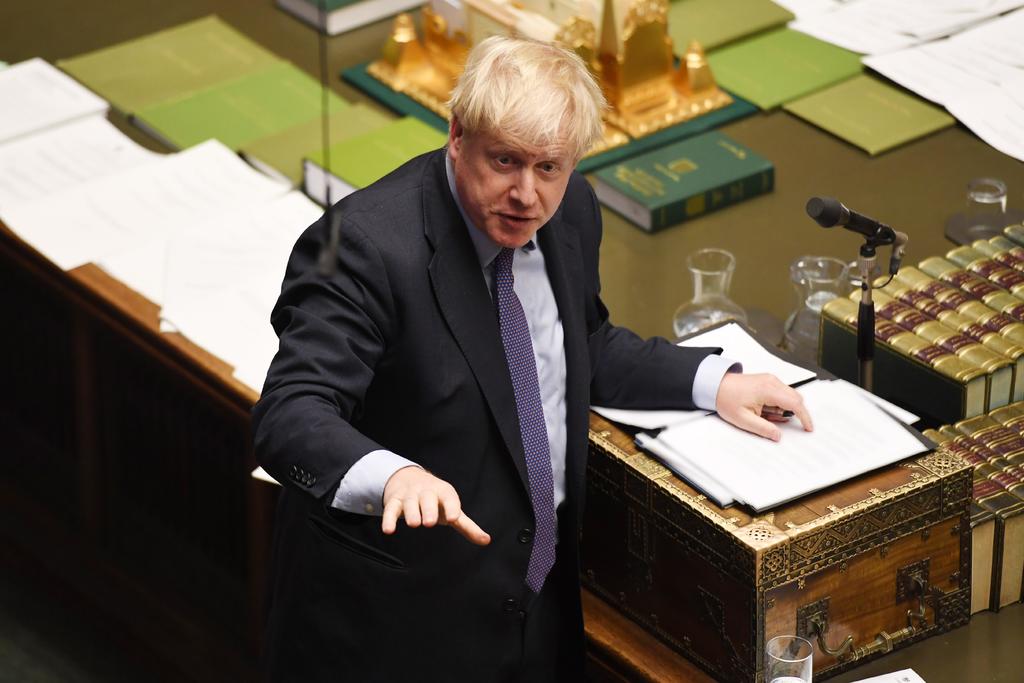 Johnson afirmó en el Parlamento que esperará a que la Unión Europea (UE) decida si establece una extensión del plazo de salida del bloque más allá del 31 de octubre. (EFE)