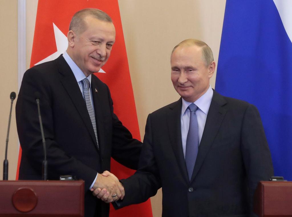 El pacto entre Rusia y Turquía se ha producido pocas horas antes de que expirara el alto el fuego. (EFE)