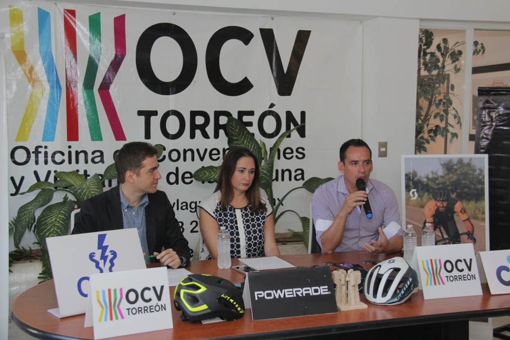 En conferencia de prensa realizada en la OCV Torreón, se dieron a conocer todos los pormenores de la competencia anual que reúne a las disciplinas de natación, ciclismo y atletismo. (ERNESTO CAMACHO) 