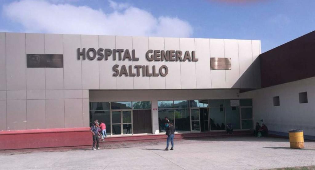 Fue el pasado domingo que tras los hechos, el sujeto fue internado al Hospital General en Saltillo con impactos de arma de fuego, uno en una pierna y tres en el abdomen.
(ARCHIVO)