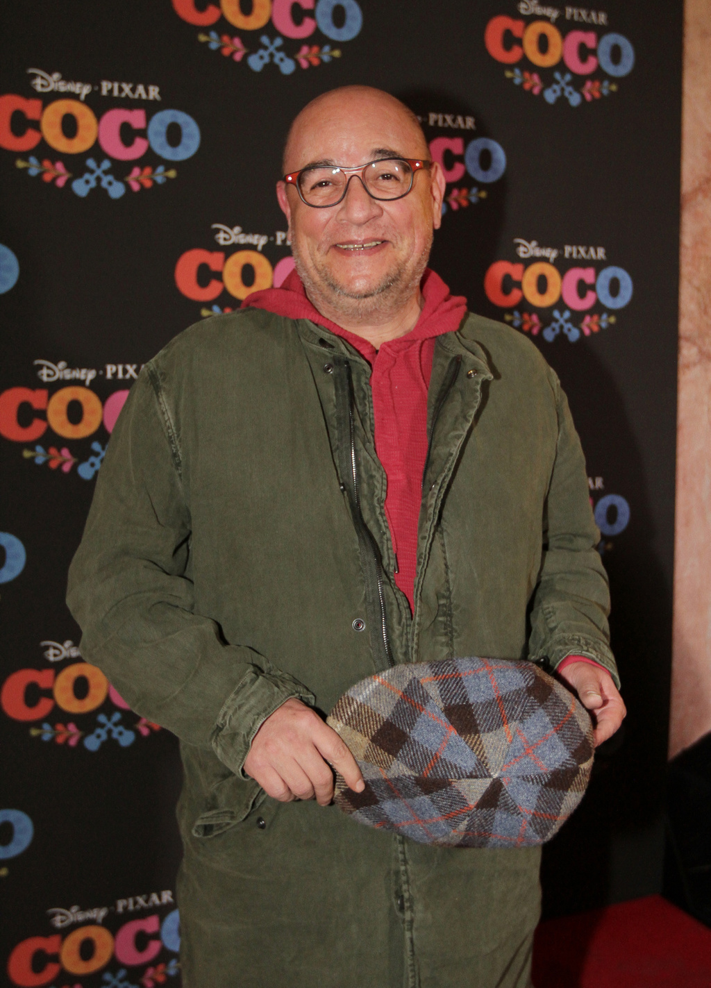 Pasa por buen momento. El actor Víctor Trujillo se siente complacido de que la gente vaya a ver este montaje, pues asegura tener un lugar en el gusto del público. (ESPECIAL) 