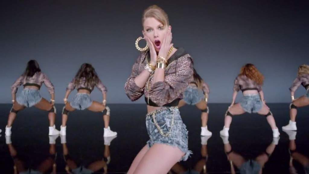 Taylor Swift enfrentará nuevamente la demanda por plagio de la canción Shake it off, luego de que un juzgado de apelación revocó el archivo del caso. (ESPECIAL)