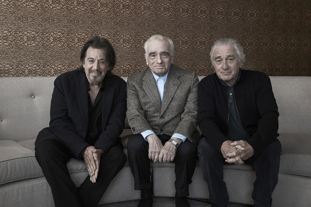 De izquierda a derecha, el actor Al Pacino, el director Martin Scorsese y el actor Robert De Niro de la cinta El irlandés. (AP)
