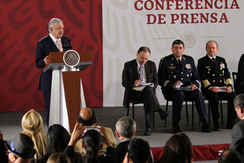López Obrador y el gabinete de seguridad presentaron la relatoría sobre el operativo en Culiacán, en el que se detuvo y liberó a Ovidio Guzmán, hijo de 'El Chapo'. (ARCHIVO)