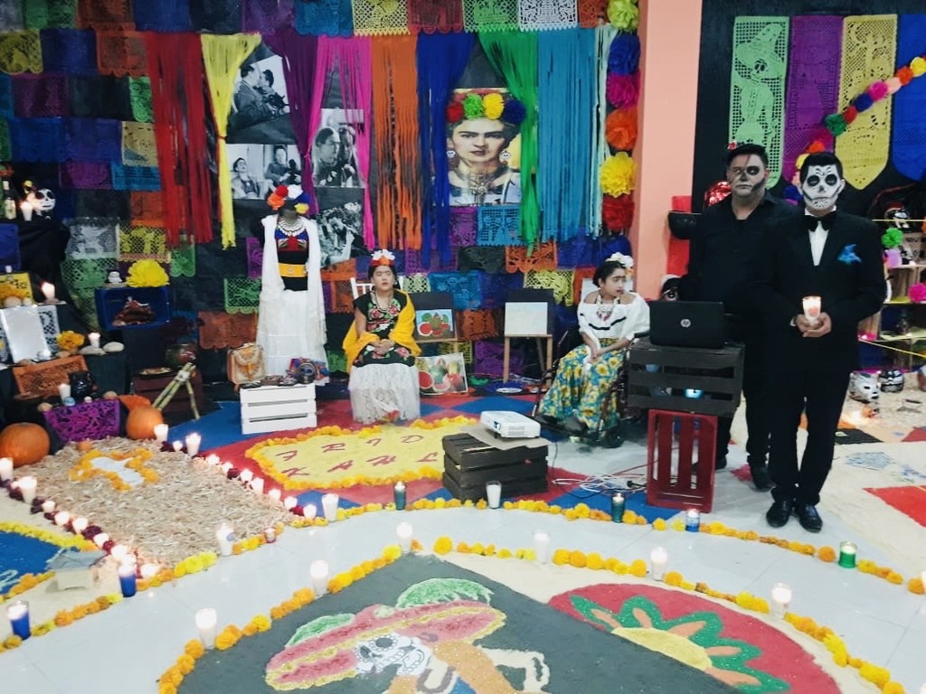Altar en honor a Frida Kahlo y Diego Rivera.