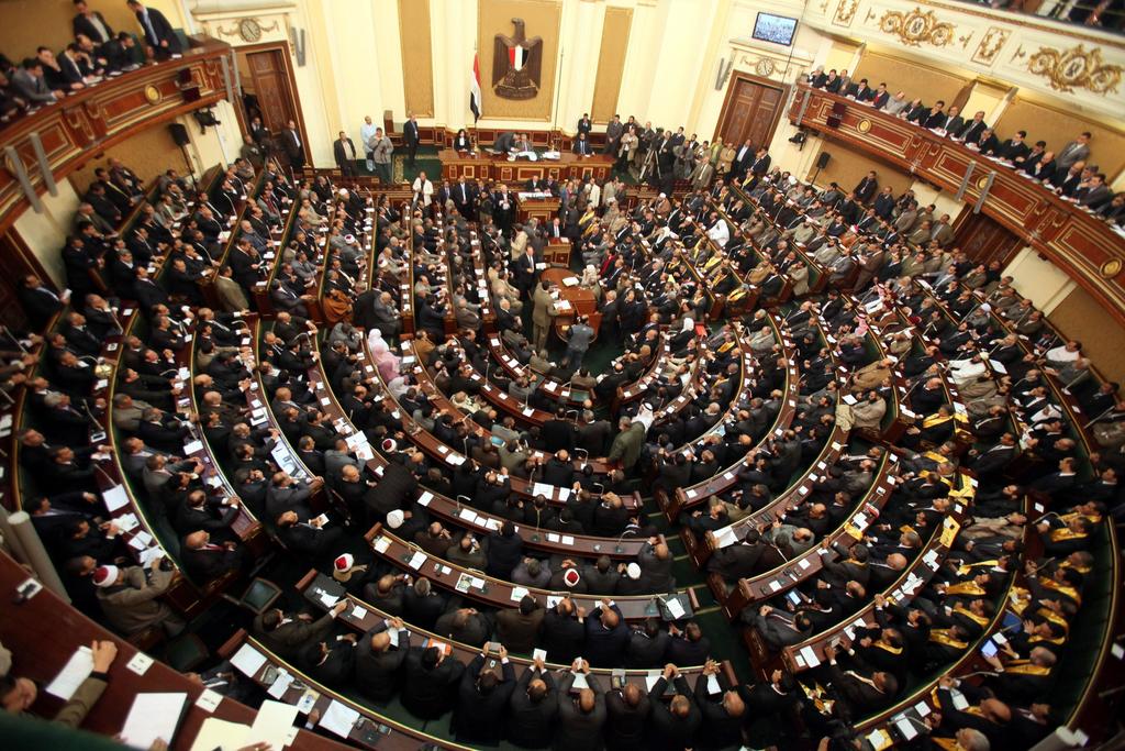 El Parlamento de Egipto dio hoy luz verde a la extensión durante otros tres meses del estado de emergencia que está en vigor en el país desde abril de 2017. (ARCHIVO)