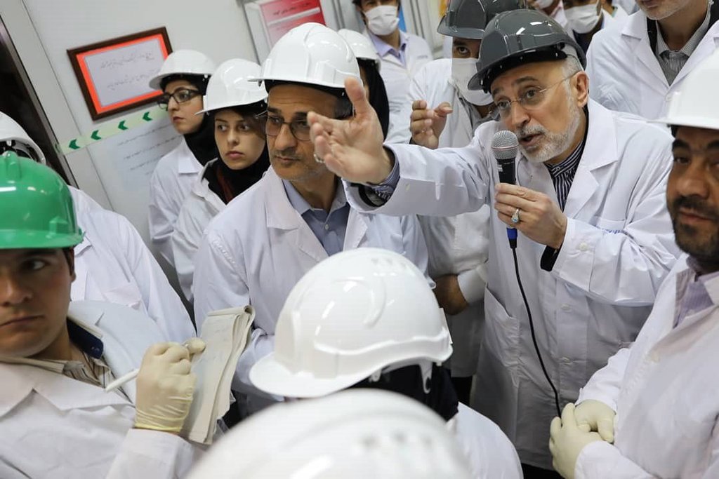 Irán inauguró este lunes una cadena de 30 centrifugadoras IR-6 avanzadas y anunció un aumento en la producción de uranio enriquecido. (EFE)