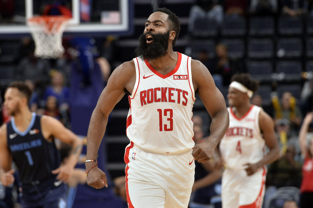 El estelar James Harden anotó 44 puntos en la victoria de los Rockets 104-100 sobre los Grizzlies de Memphis. (AP)