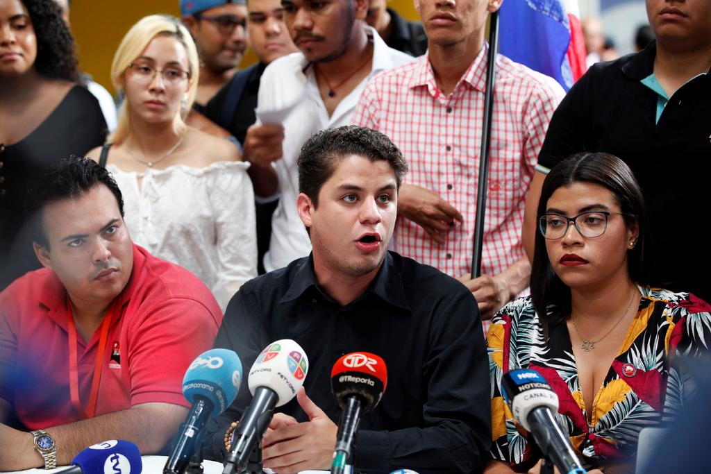 Una coalición de estudiantes universitarios de Panamá dijo este miércoles que seguirán protestando pacíficamente hasta lograr que se frene la discusión en el Parlamento de una propuesta de reforma constitucional. (EFE)