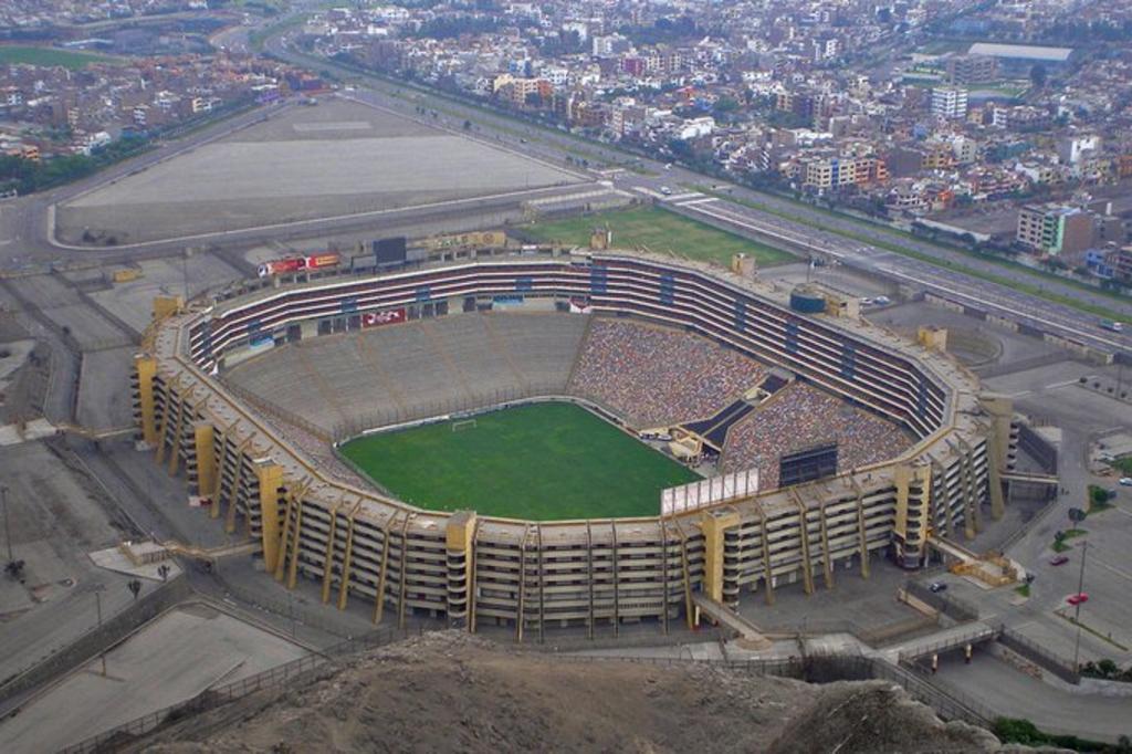 El Estadio Monumental de Lima, acogerá el 23 de noviembre el partido más importante en sus diecinueve años de actividad con la final de la Copa Libertadores. (CORTESÍA)