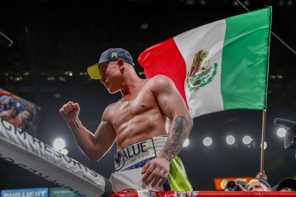 Las dos peleas de Saúl Álvarez de este año, están en el Top-3 de los eventos más vistos en nuestro país. (AP)