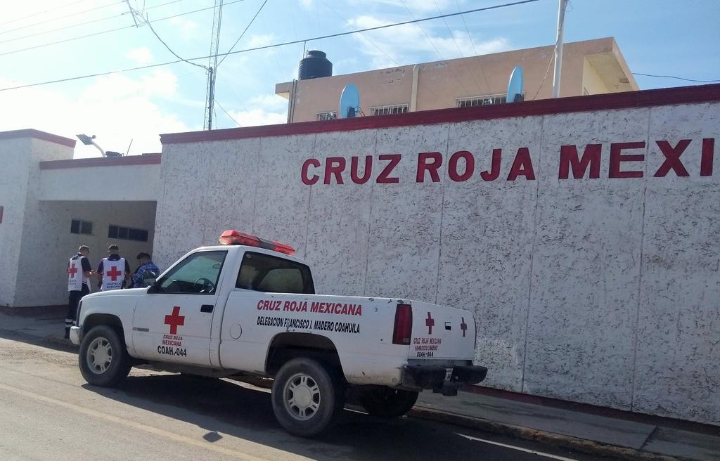 Para evitar que se confiscaran las ambulancias, las enviaron a la delegación de Torreón. (EL SIGLO DE TORREÓN)