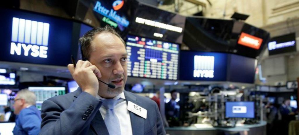 Cierra Wall Street este viernes en verde, con uno de sus principales índices, el S&P, marcando un nuevo récord histórico.