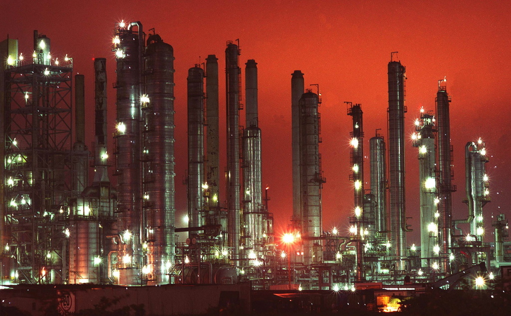 El Inegi reportó que la actividad industrial tuvo una caída en septiembre. La extracción de petróleo y gas tuvo bajo dinamismo. (ARCHIVO)