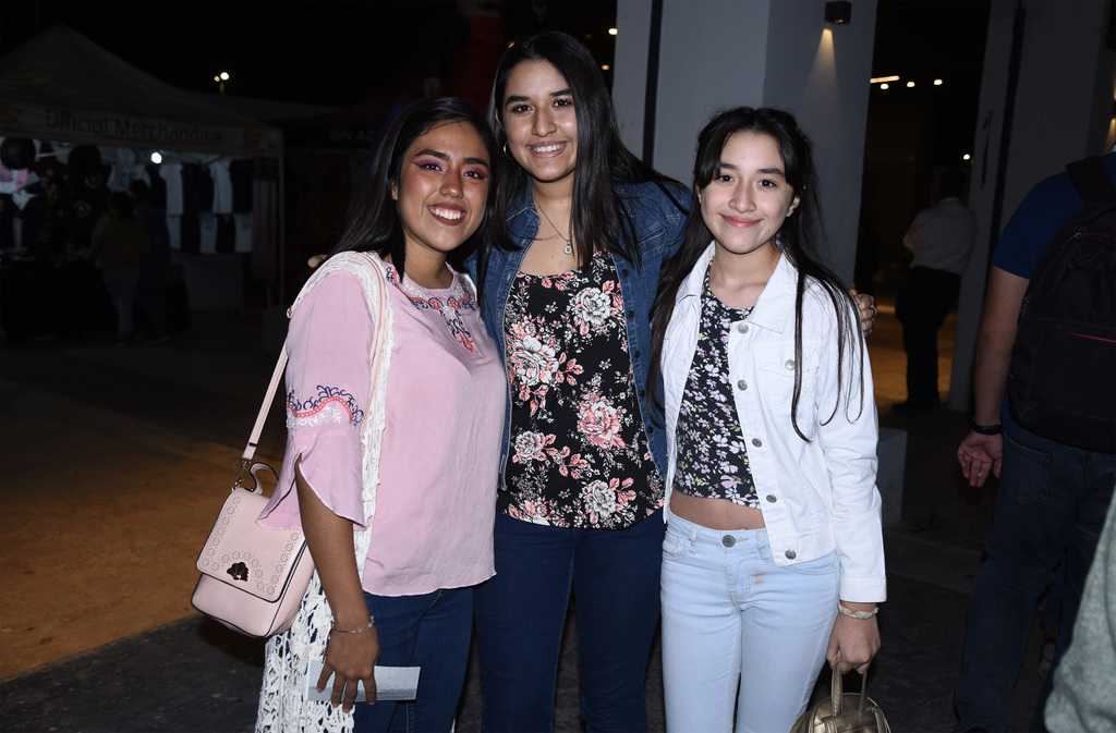 Miriam, Andrea y Daniela.