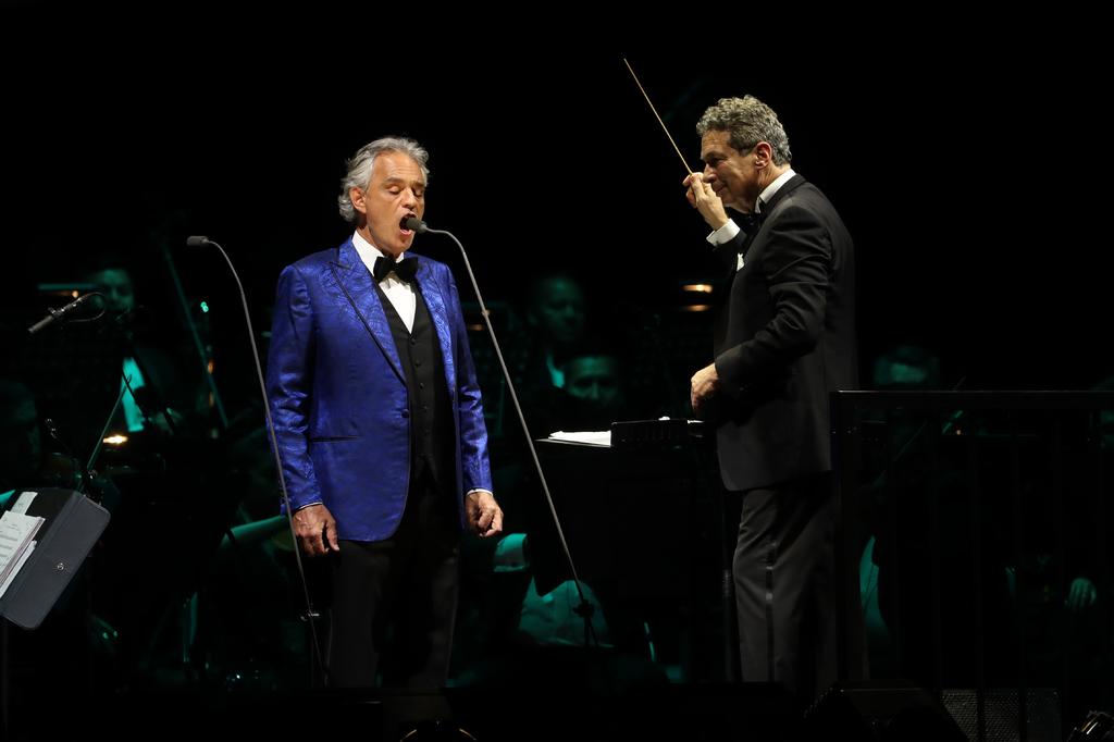 Tanto Bocelli como Domingo han sido reconocidos por inyectar nueva energía a la ópera en momentos en los que su popularidad ha decaído. (ARCHIVO)