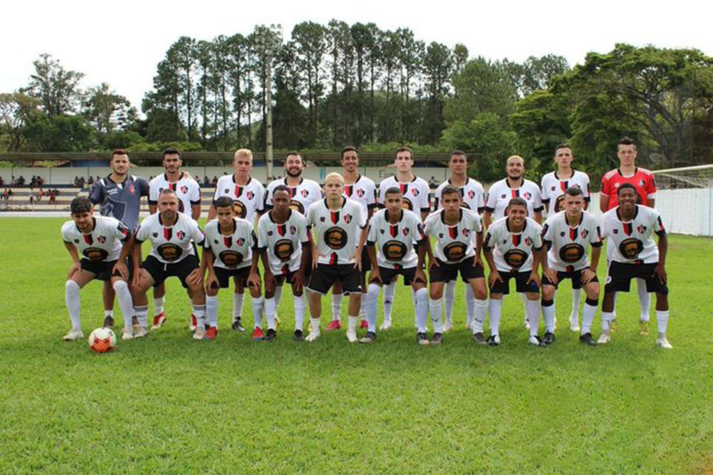 Este equipo en Brasil se identifica por su uniforme del Atlas de Guadalajara. (CORTESÍA)
