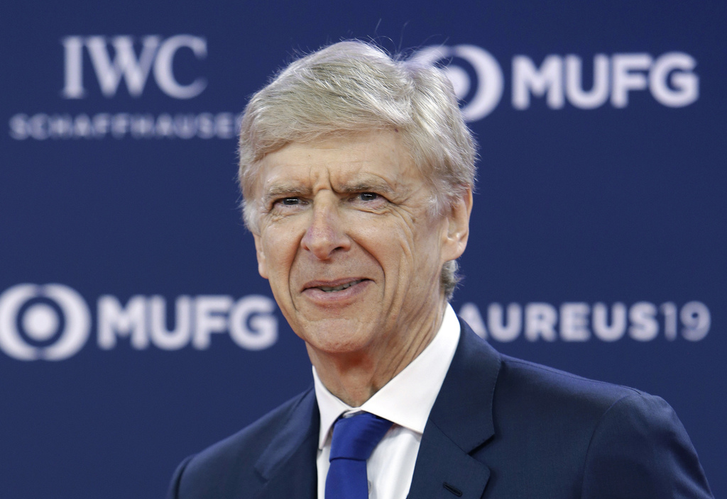 El francés Arsene Wenger, extécnico del Arsenal, aceptó la oferta de la FIFA como director de futbol global. (ARCHIVO)