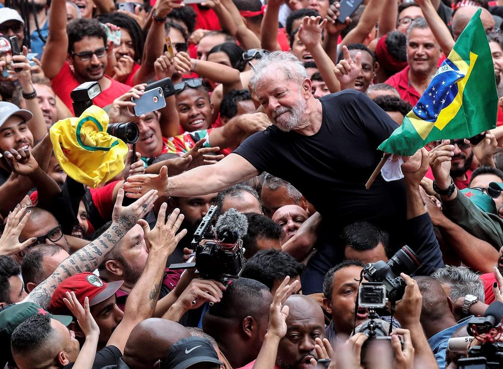 Lula da Silva fue condenado a purgar una condena de ocho años y 10 meses por el caso del 'triplex del Guarujá', bajo los cargos de corrupción y lavado de dinero. (ARCHIVO)