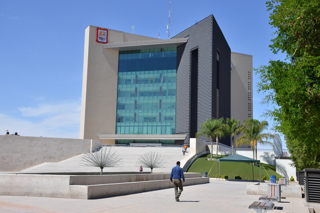 Piden a ciudadanos aprovechar descuentos que ofrece el Municipio de Torreón por el Buen Fin.