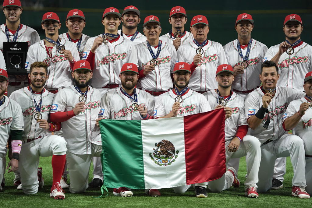 El equipo mexicano obtuvo una histórica calificación para su pase olímpico. (EFE)
