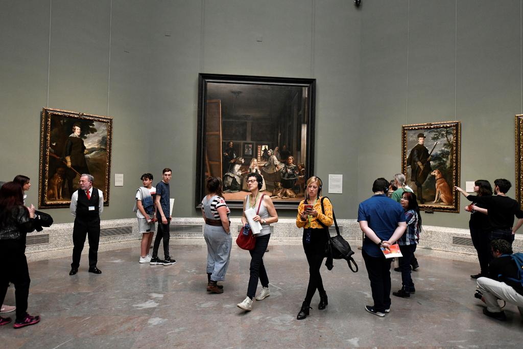 Tal día como hoy, hace dos siglos, el Museo del Prado abría sus puertas por primera vez. Entonces tenía solo 311 obras y solo se podía acceder una vez a la semana, hoy su colección incluye miles de obras y se encuentra entre los museos más visitados del mundo. (ARCHIVO)