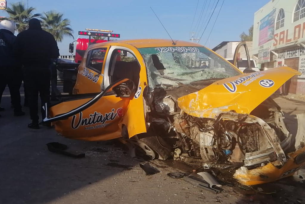José Luciano fue una de las personas afectadas en el accidente del pasado sábado protagonizado por una patrulla de la Fiscalía General del Estado y un taxi sobre la carretera Torreón-Matamoros. (ARCHIVO)