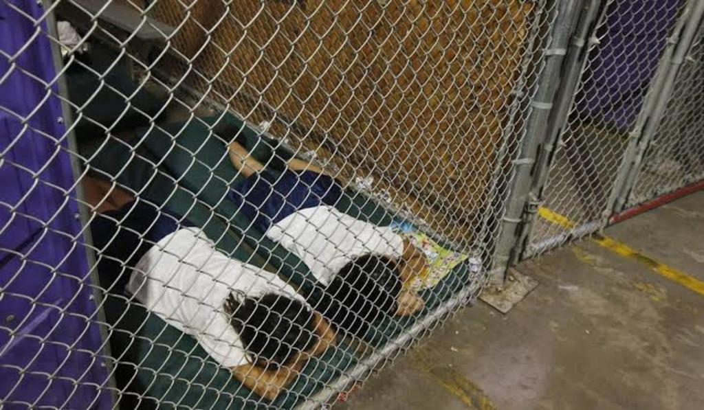 Varios activistas exigieron este miércoles al Gobierno de EUA claridad sobre la situación actual de menores inmigrantes detenidos. (ARCHIVO)
