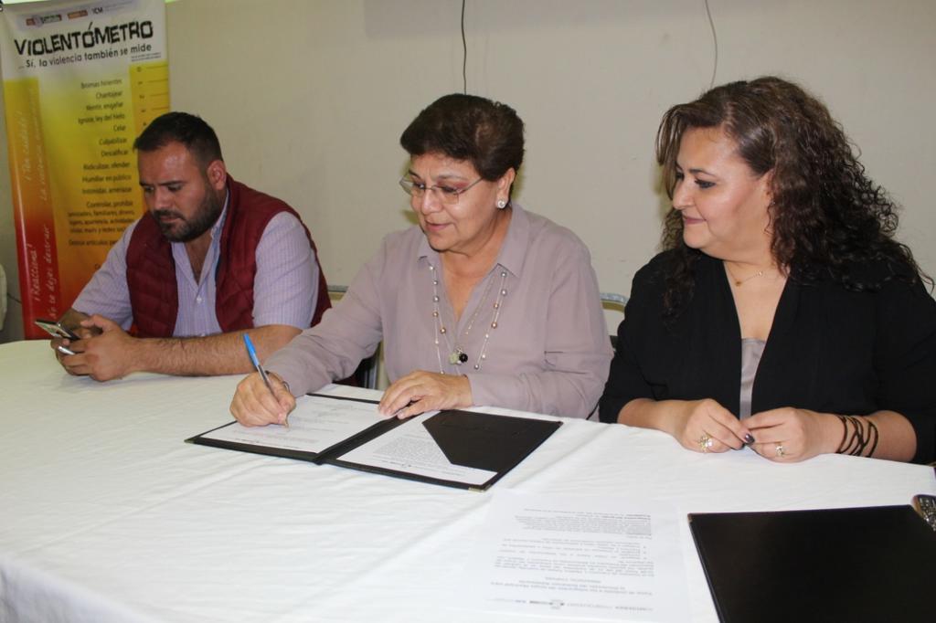 El sector salud y de educación, así como las autoridades municipales de San Pedro y Francisco I. Madero, conformaron el Grupo Municipal de Prevención de Embarazos de Adolescentes. (EL SIGLO DE TORREÓN)
