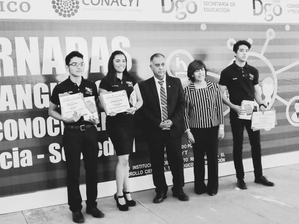 Un desempeño sobresaliente tuvieron alumnos del Colegio de Estudios Científicos y Tecnológicos de Durango de varios municipios. (EL SIGLO DE TORREÓN)