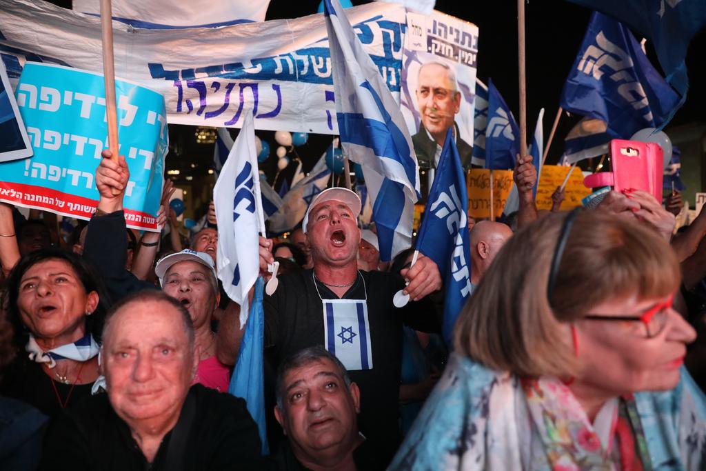 Organizaciones progubernamentales manifestaron este martes en Tel Aviv su apoya al primer ministro israelí, Benyamin Netanyahu. (ARCHIVO) 