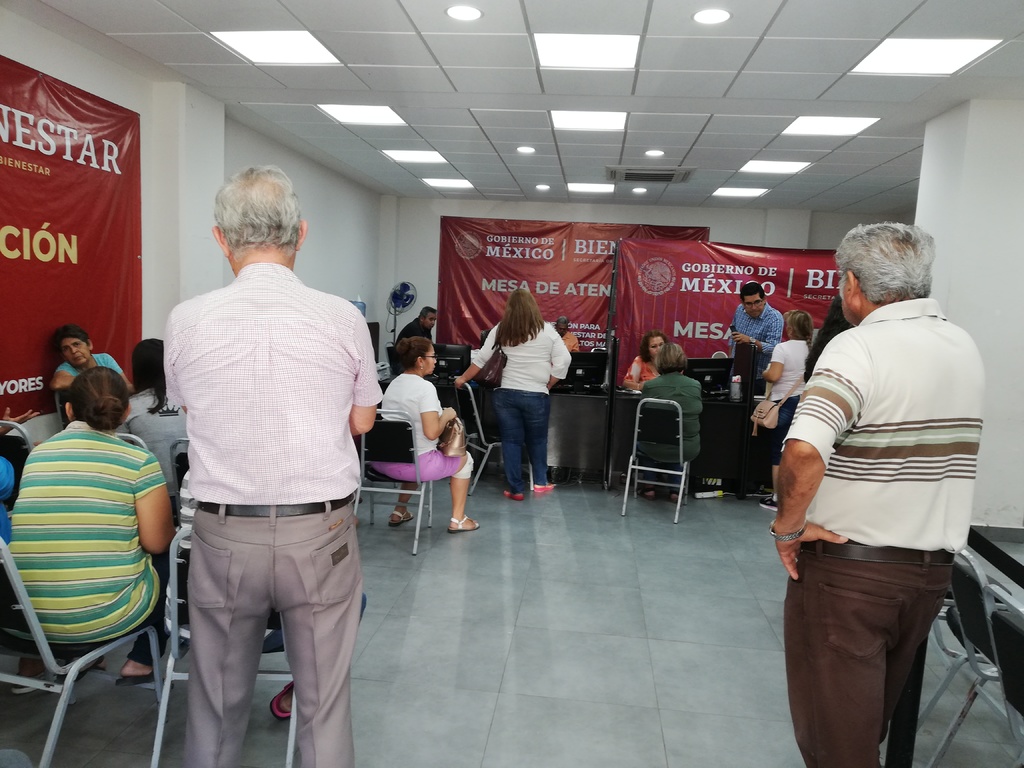 Las oficinas de Telecom, ubicadas en las instalaciones del Palacio Federal en Torreón, abrirán de 9 de la mañana a 4 de la tarde. (ARCHIVO)