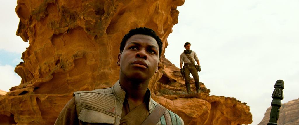 Actores. John Boyega y el guatemalteco Óscar Isaac son algunos de los actores que lideran la nueva película de Star Wars. (EFE)