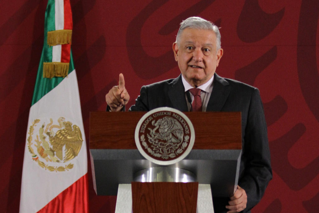 López Obrador afirmó hoy que la honestidad es la característica principal para formar parte de su gobierno, incluso por encima de la experiencia. (NOTIMEX)