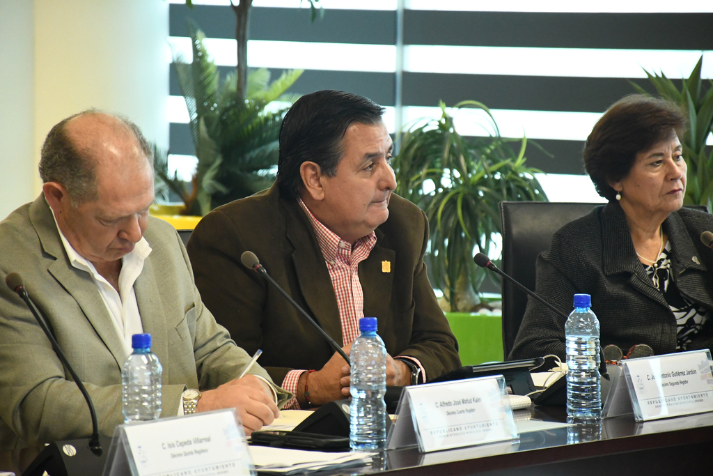 El regidor José Antonio Gutiérrez Jardón pidió que se sancione a los responsables en el altercado. (FERNANDO COMPEÁN)