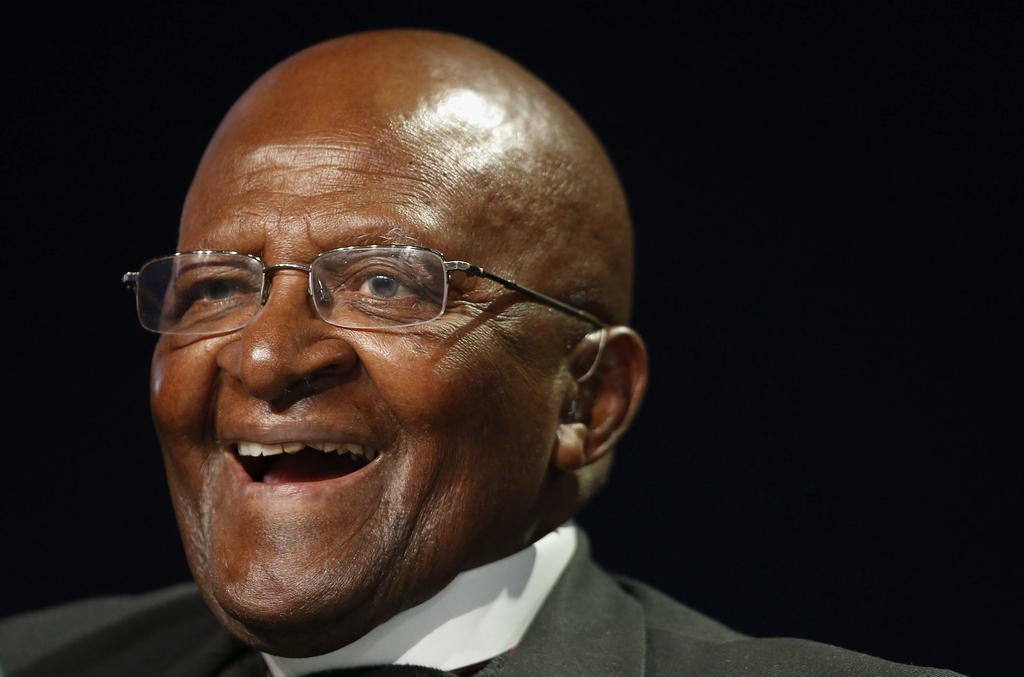 El arzobispo emérito de Ciudad del Cabo y premio Nobel de la Paz Desmond Tutu ha sido hospitalizado a sus 88 años por una 'infección recurrente'. (ARCHIVO) 