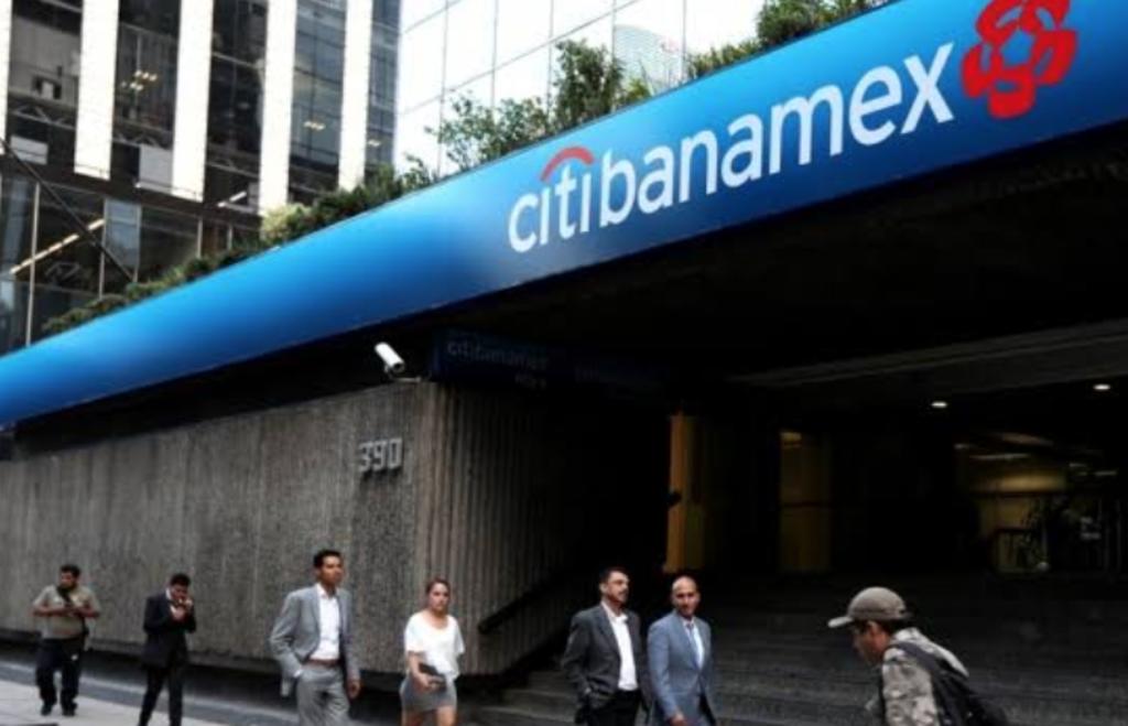  La institución financiera Citibanamex reportó este miércoles intermitencias en los servicios ofrecidos en sus sucursales en México. (ARCHIVO)