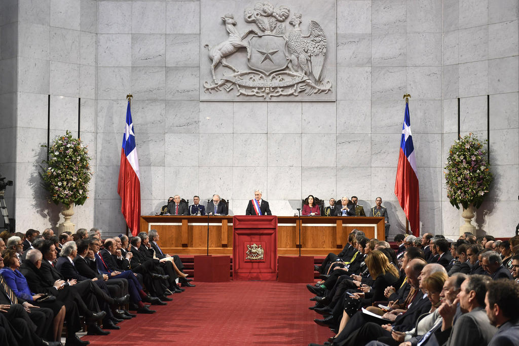 El gobierno de Sebastián Piñera es responsable de actos de violencia sexual contra mujeres, adolescentes, niños, niñas y hombres, acusó la Asociación de Abogadas Feministas en el Congreso de Chile. (ARCHIVO) 