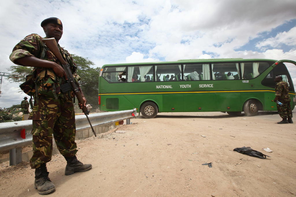 Al menos ocho personas murieron hoy en un ataque contra un autobús supuestamente perpetrado por miembros del grupo yihadista somalí Al Shabab. (ARCHIVO) 