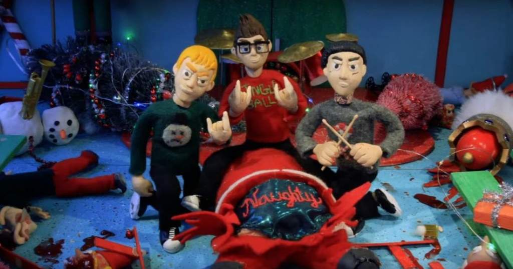 La banda californiana Blink 182 lanzó Not Another Christmas Song. (ESPECIAL)