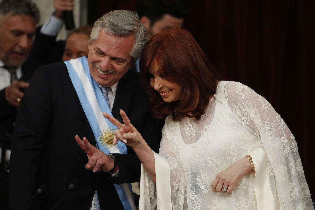 Fernández juró este martes al cargo de jefe de Estado de Argentina en una ceremonia en el Congreso de la Nación. (AP)