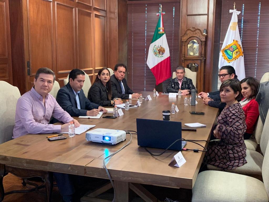 El gobernador Miguel Riquelme Solís sostuvo un encuentro con miembros de la Fundación de Antropología de Guatemala.