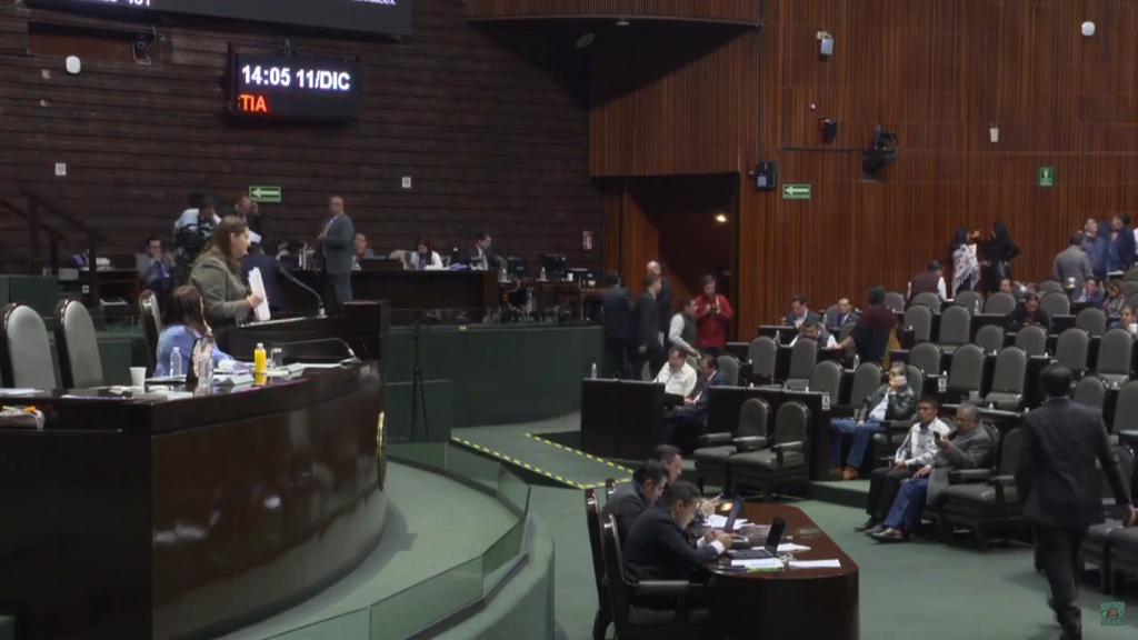 El pleno de la Cámara de Diputados inició con el debate, y en su caso aprobación, del dictamen con el que se expide la Ley de Amnistía con la que se pretende perdonar el aborto, el robo y el narcotráfico a los pobres y que envió el presidente de la República, Andrés Manuel López Obrador. (ARCHIVO)