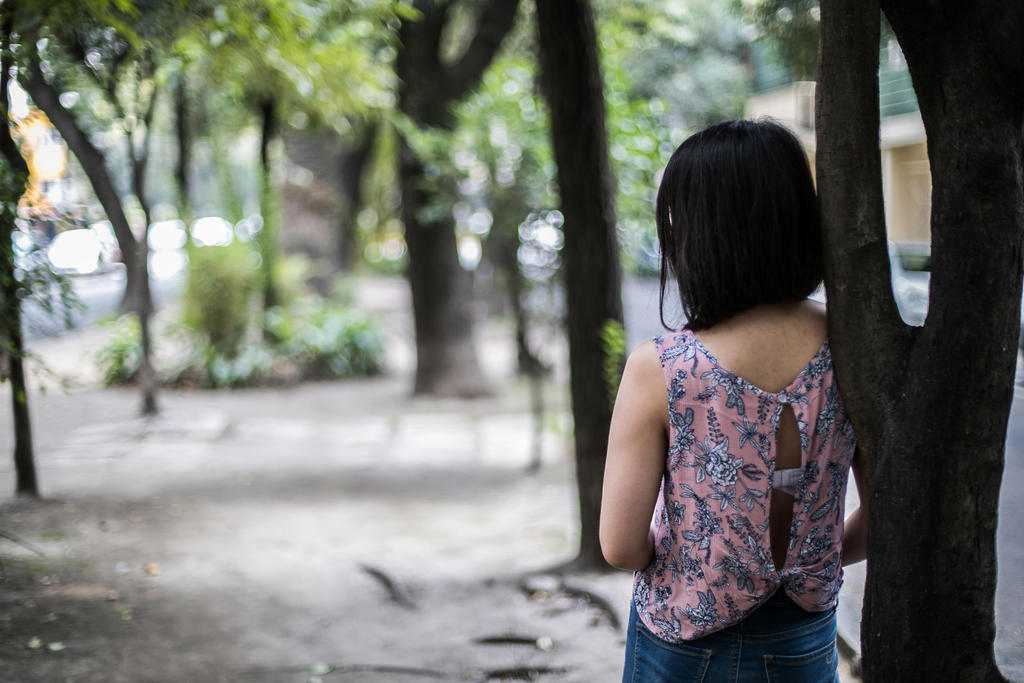 El Ayuntamiento aprobó una reforma al Bando de Policía y Buen Gobierno que sanciona el acoso sexual callejero con 36 horas de arresto o con una multa de hasta 5 mil pesos. (ARCHIVO)