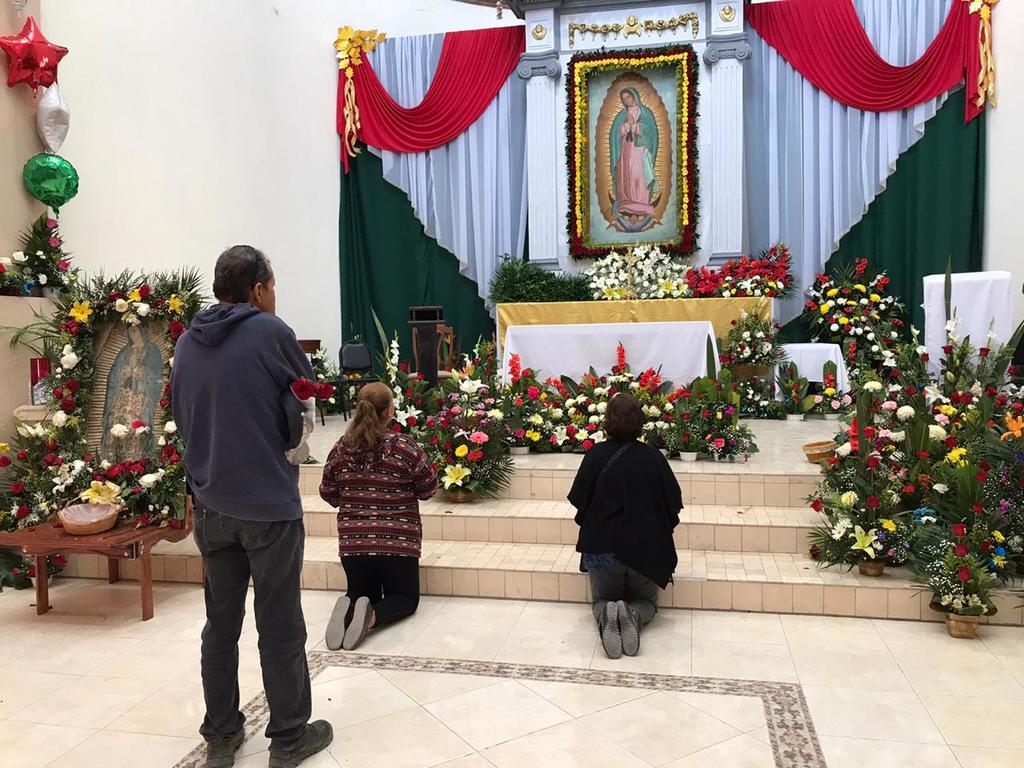 El sacerdote del templo, Luis Martín Lugo, mencionó que la afluencia de peregrinos ha sido buena.  (EL SIGLO DE TORREÓN)
