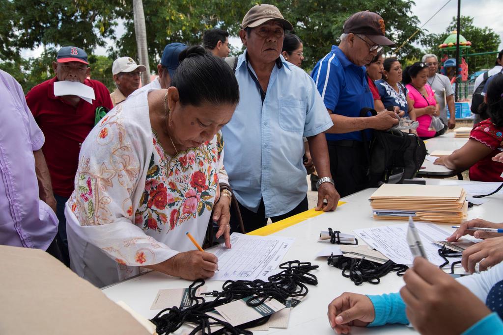 Las votaciones las pudieron realizar todos los habitantes de la península de Yucatán. (AGENCIAS)