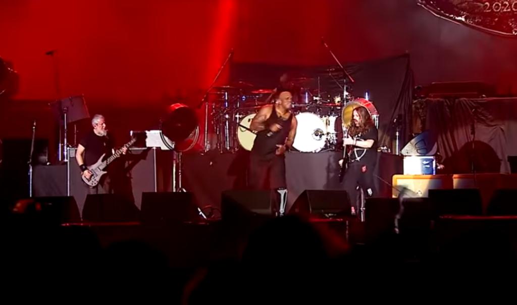Sepultura estrenó la canción durante su participación en el Festival Rock in Rio. (ESPECIAL)