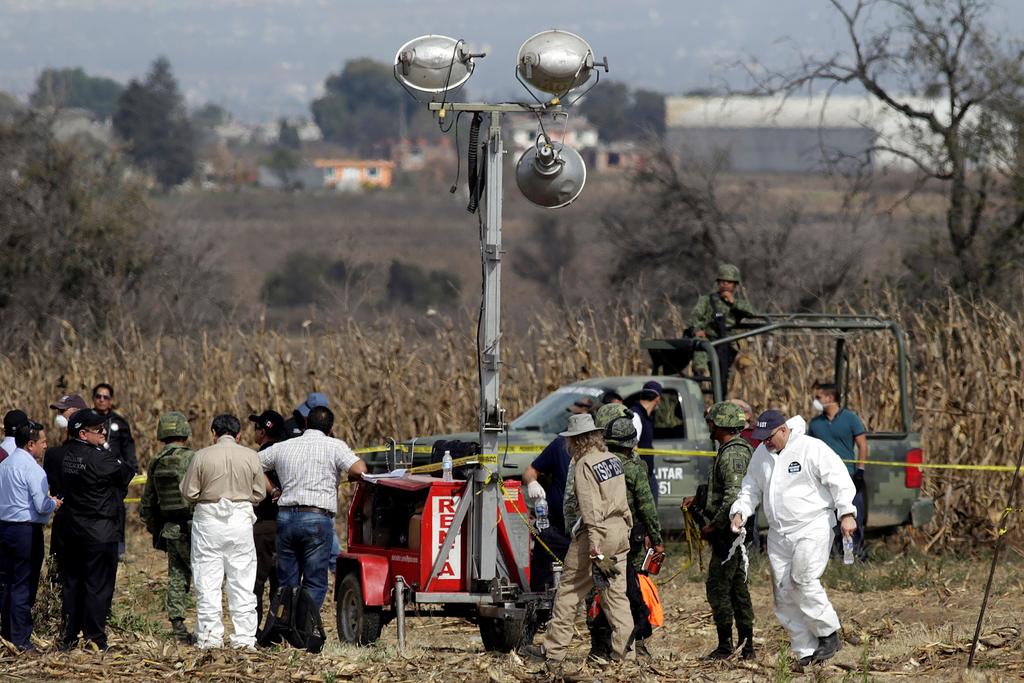 El secretario de Comunicaciones y Transportes (SCT), Javier Jiménez Espriú, dará a conocer los avances de la investigación sobre la muerte de la exgobernadora de Puebla, Martha Erika Alonso, y su esposo y senador Rafael Moreno Valle, a un año del accidente de su helicóptero. (ARCHIVO)